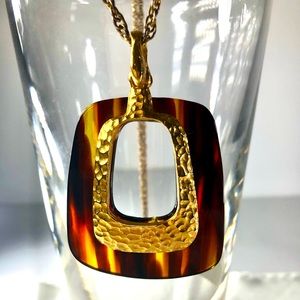 VTG FAUX TORTOISE SHELL & GOLD PENDANT GOLD-TONE NECKLACE GUCCI GIVENCHY STYLE